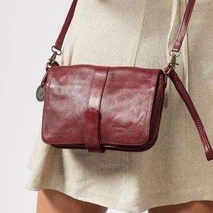 Leather Wanderer’s Travel Crossbody Purse